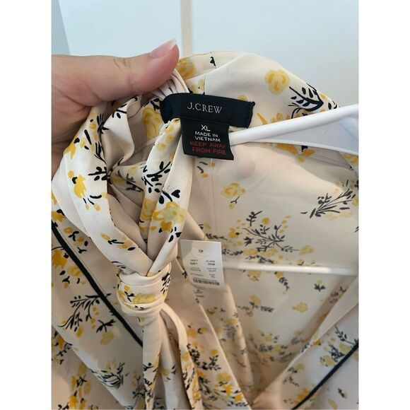 J.Crew Easy-luxe eco jumpsuit in budding floral - Picture 3 of 3